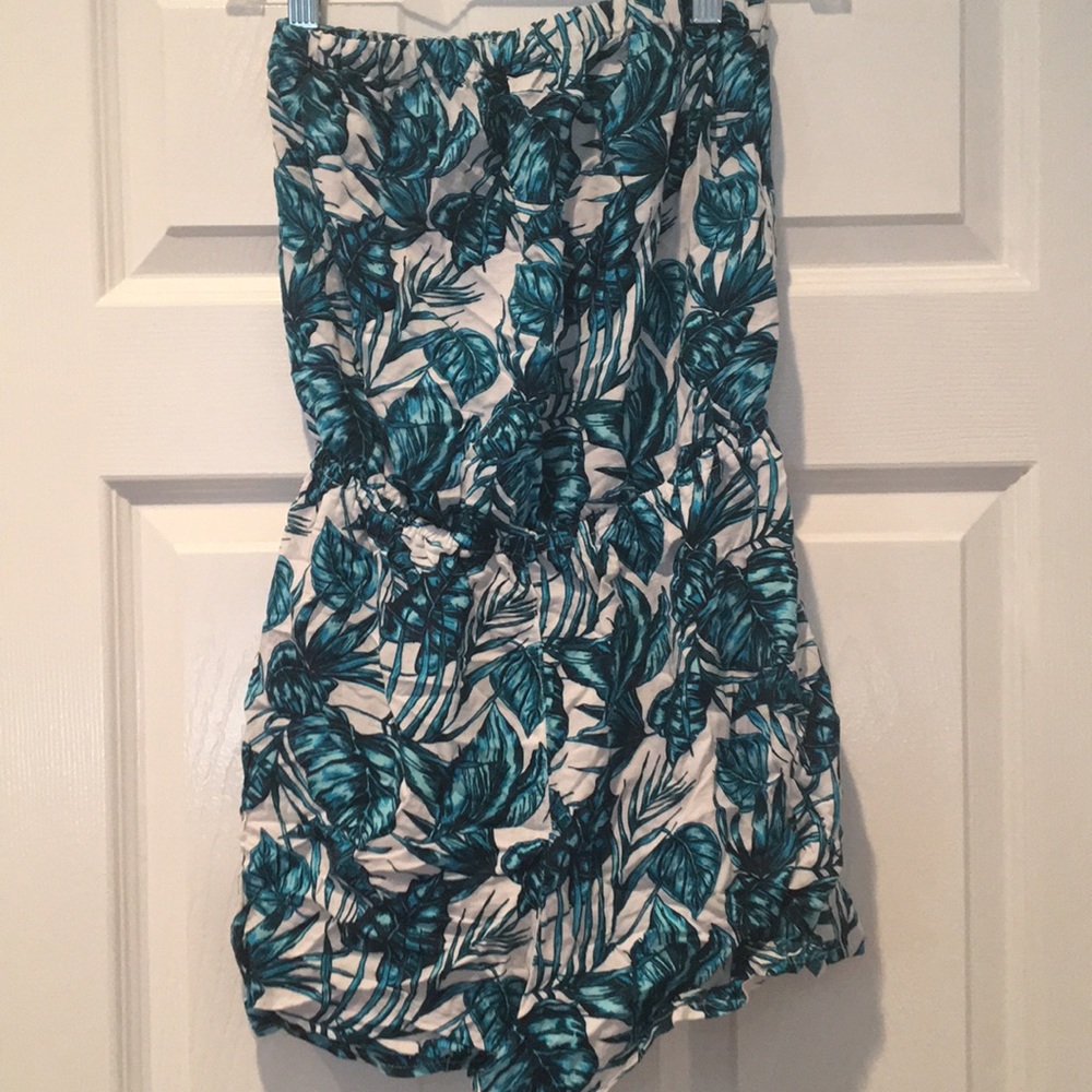 H&M Strapless romper size small